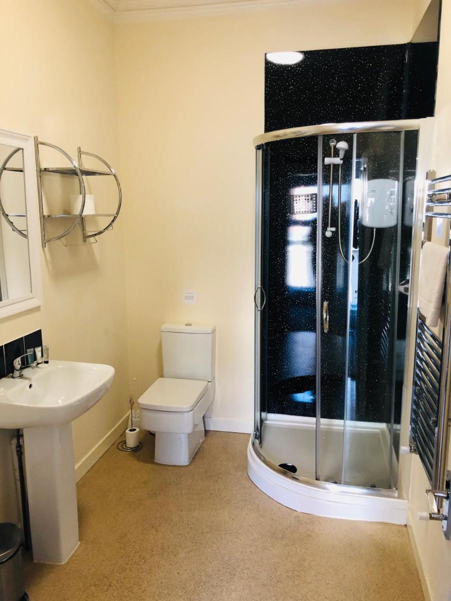The New Brighton Hotel - Housity