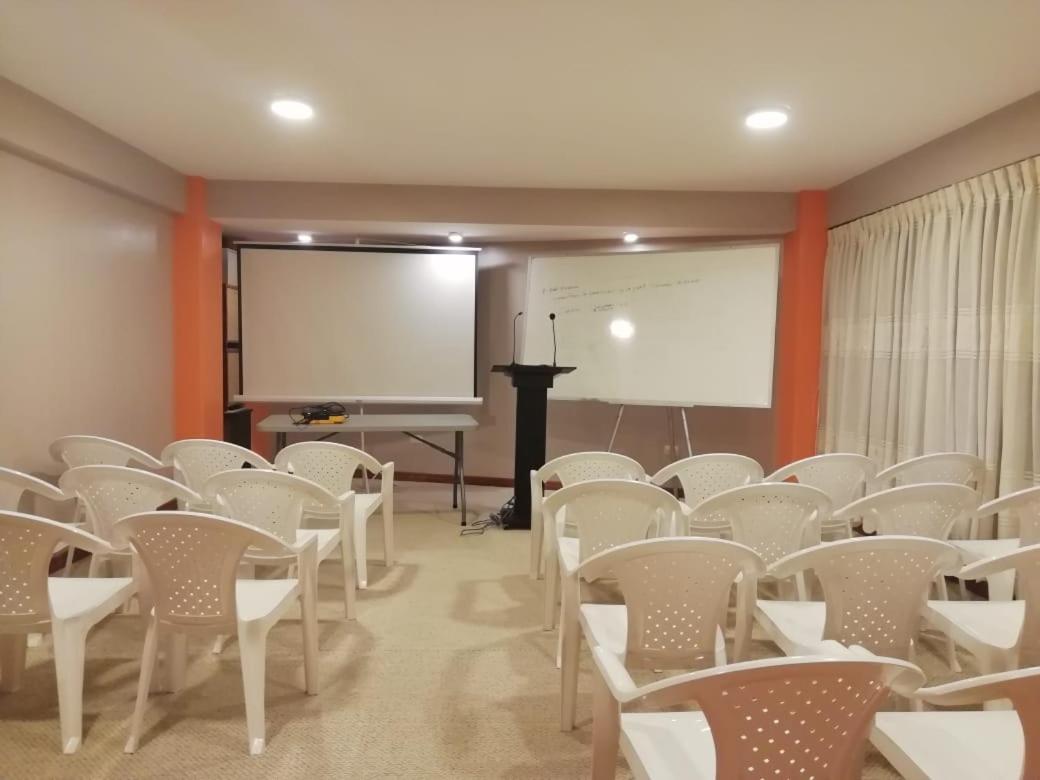 The Oruro Inn - Hizvo