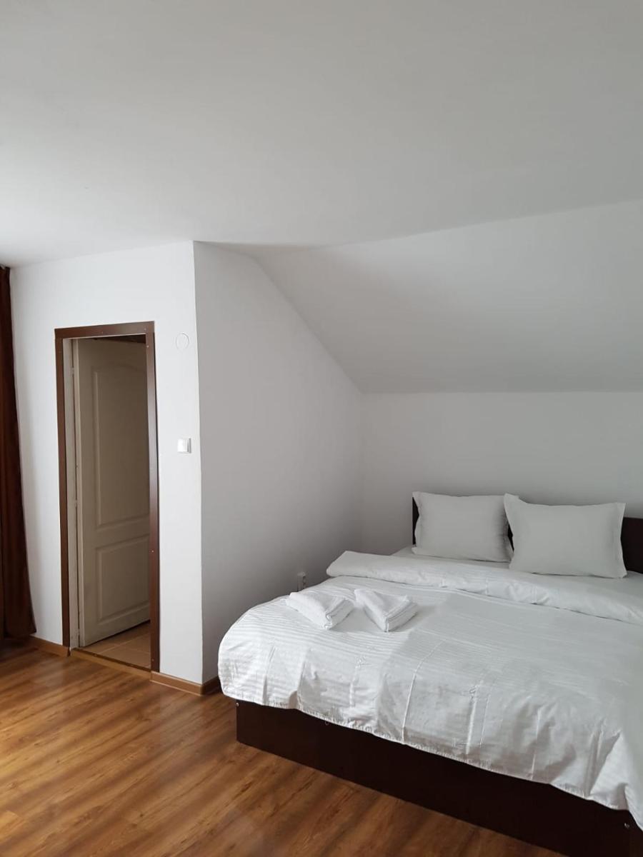 Cabana Merișor - Housity