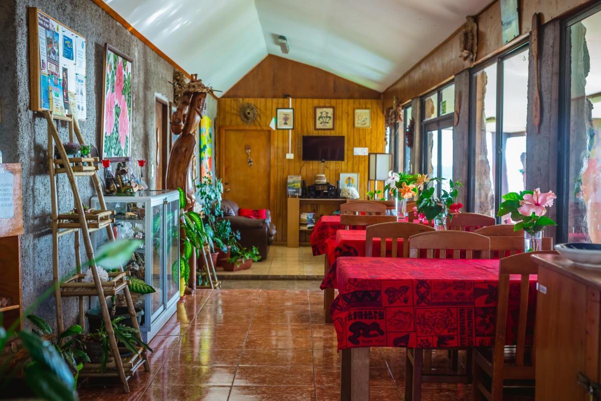 Cabañas & Hostal Tojika - Housity