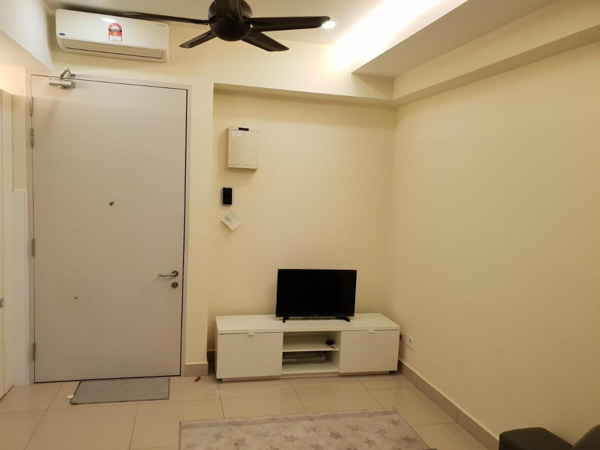 Suria Jelutong - Housity