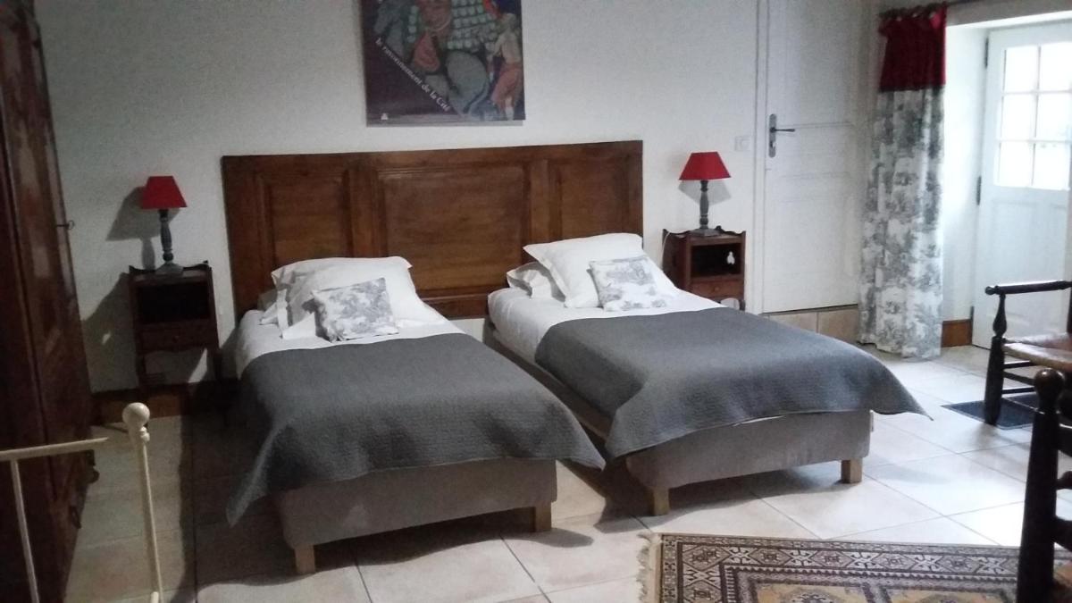 La Héraudière Bed & Breakfast - Housity