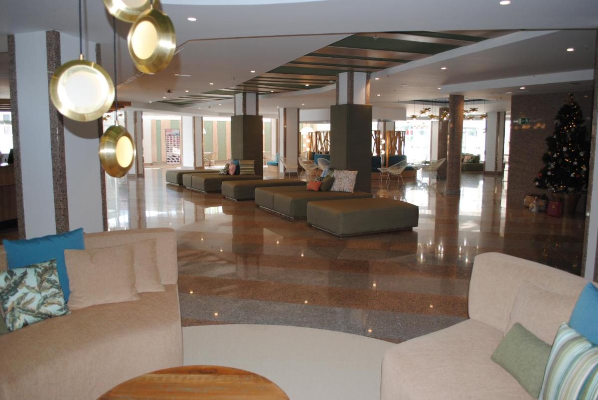 Zona de estar de Gara Suites Golf & Spa