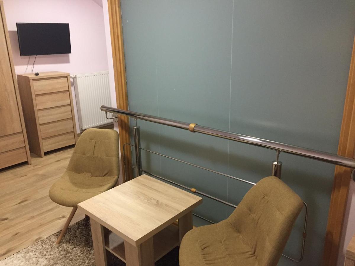 MOKKA PANZIÓ - Housity