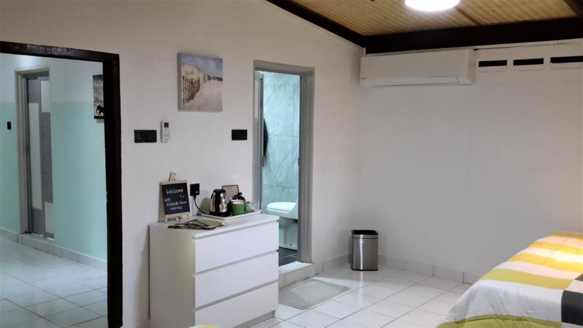 Sabandy Guesthouse - Housity