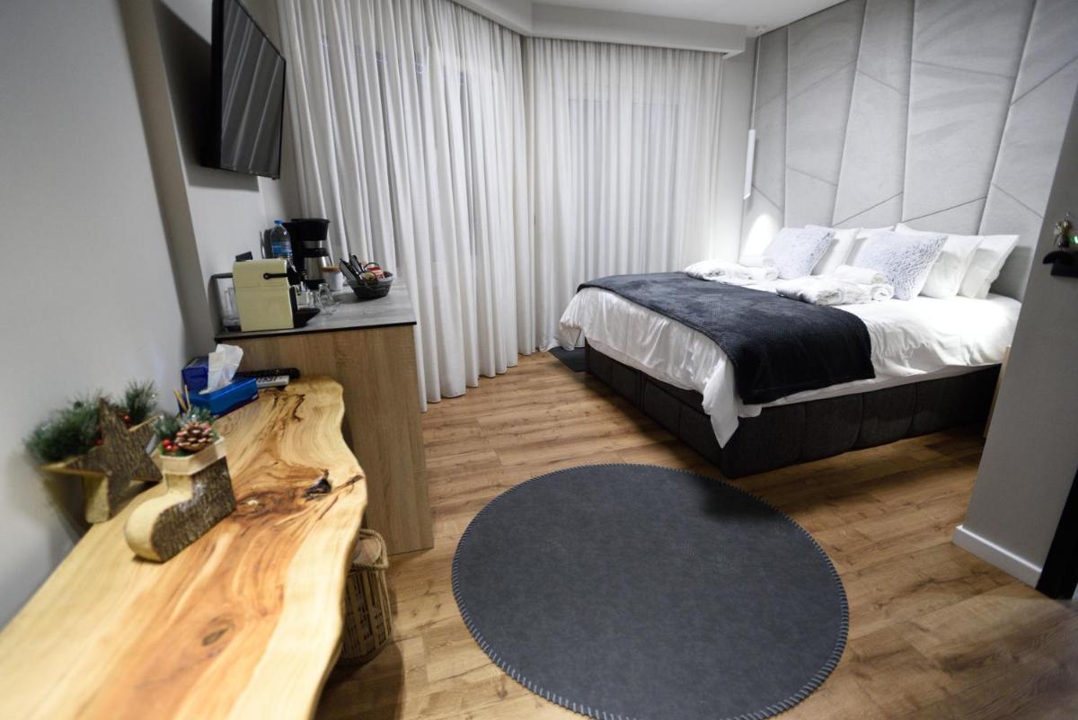 Magnifique Luxury Suites - Housity