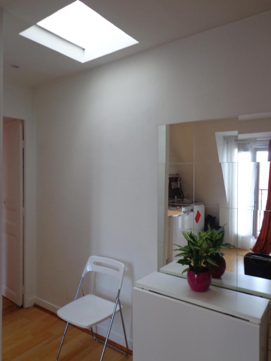 SmartApart, Heart of Paris, Top Quality 10 - Housity