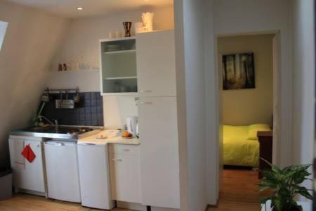 SmartApart, Heart of Paris, Top Quality 10 - Housity