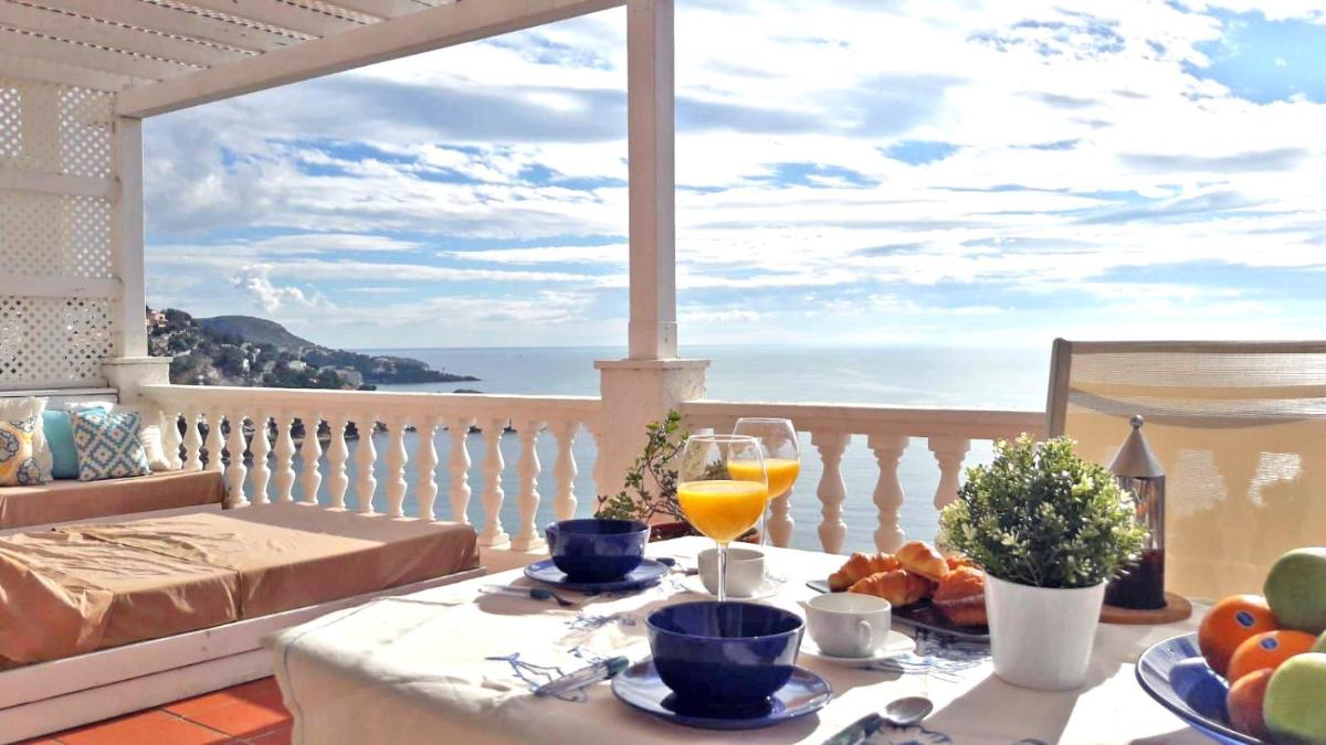 Amazing seaview apartment with terrace & parking - Casa ArteVida - Housity