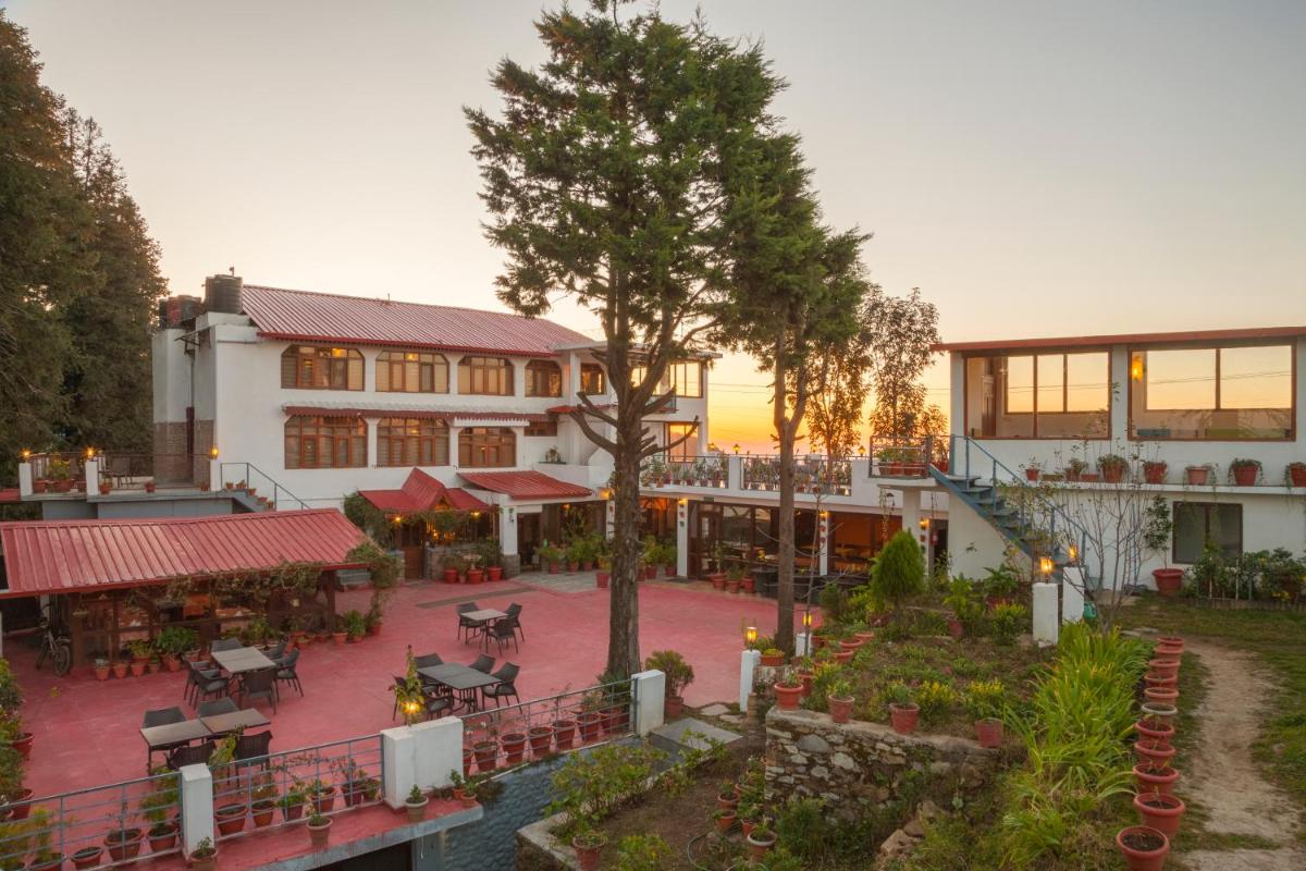 The Hermitage Kanatal - Housity