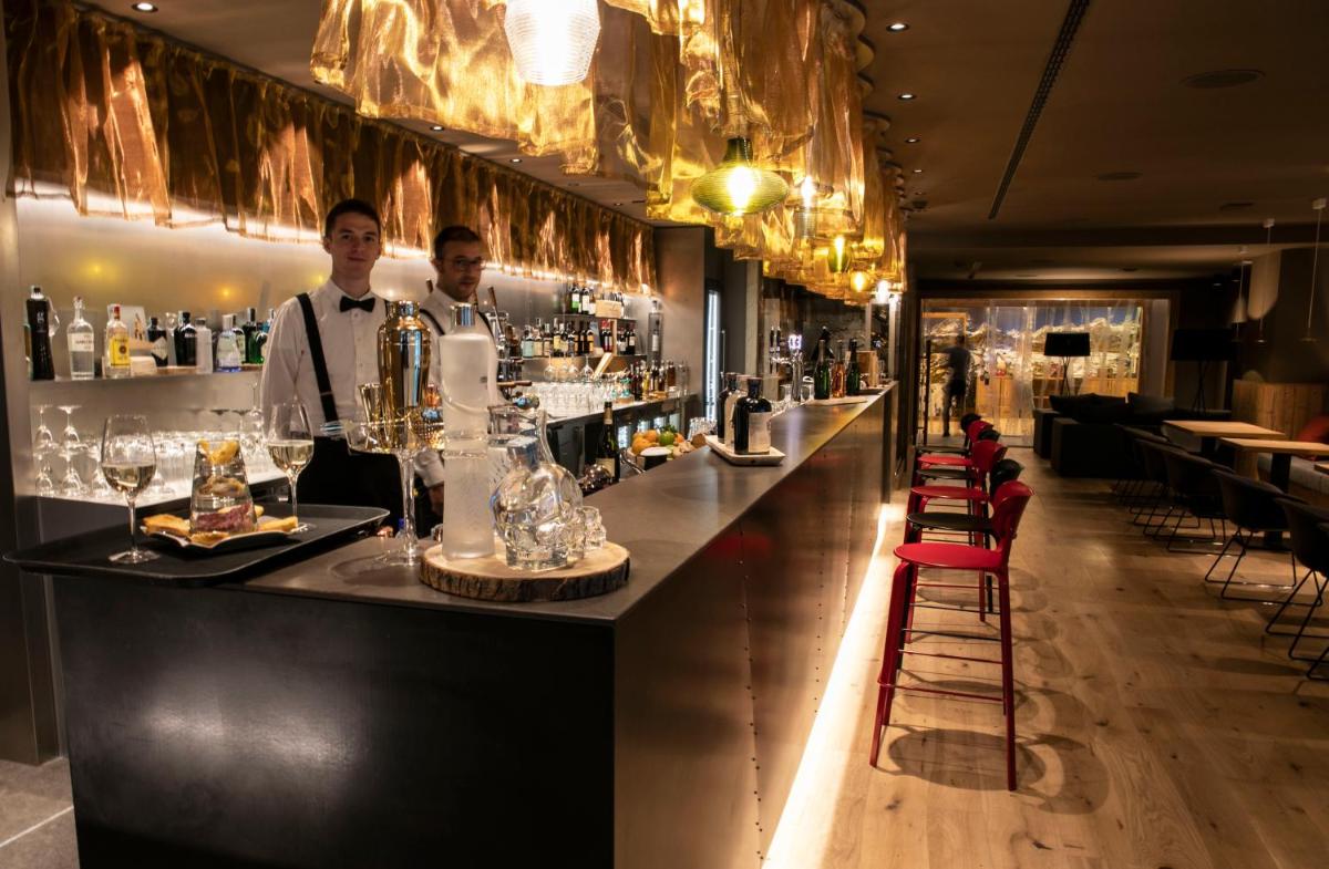 Hotel La Vetta - Housity
