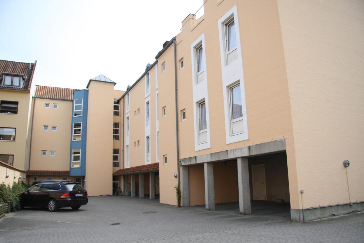 City Hotel Apartments - Housity