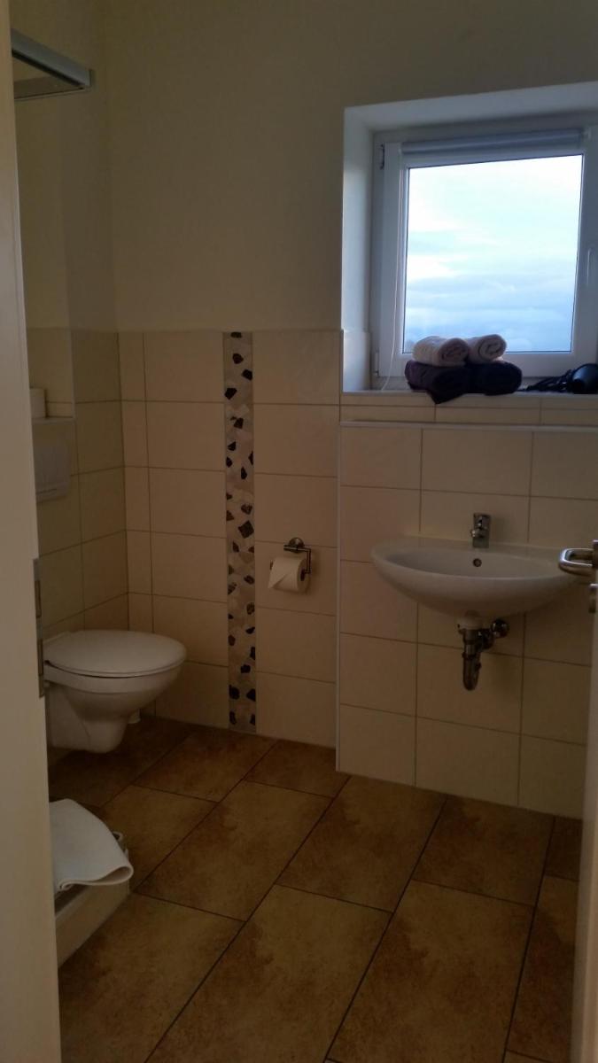 Landhotel Kreien - Housity