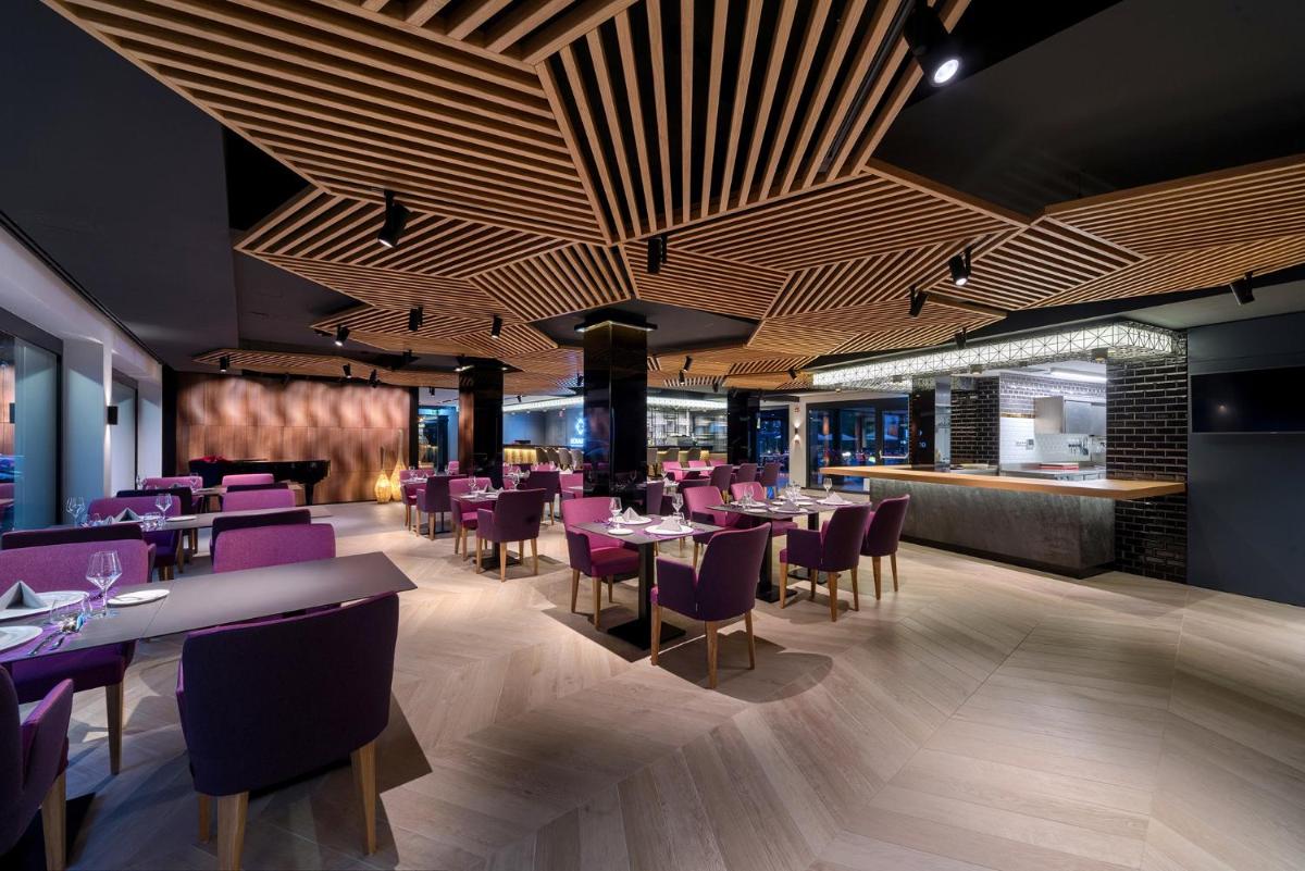 Donautica Hotel & Restaurant - Housity