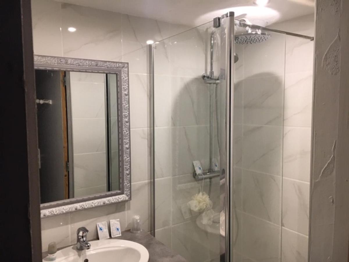 Le Relais Des Vieilles Postes - Housity