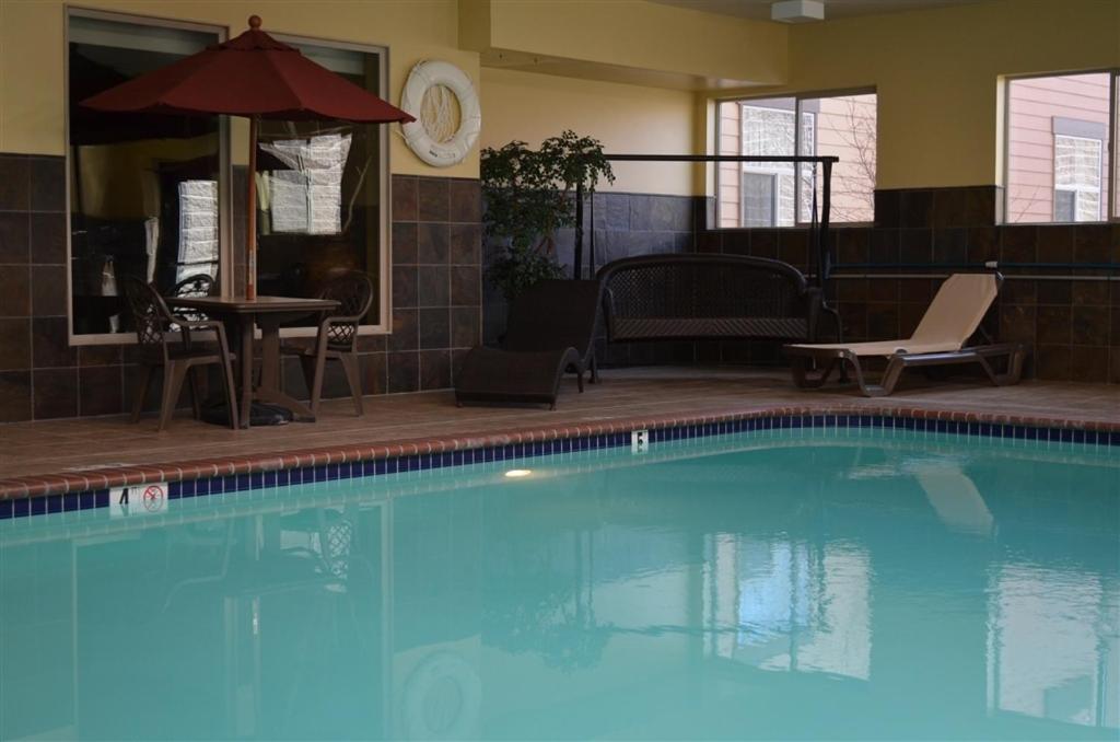 Inn at Cross Keys Station - Housity