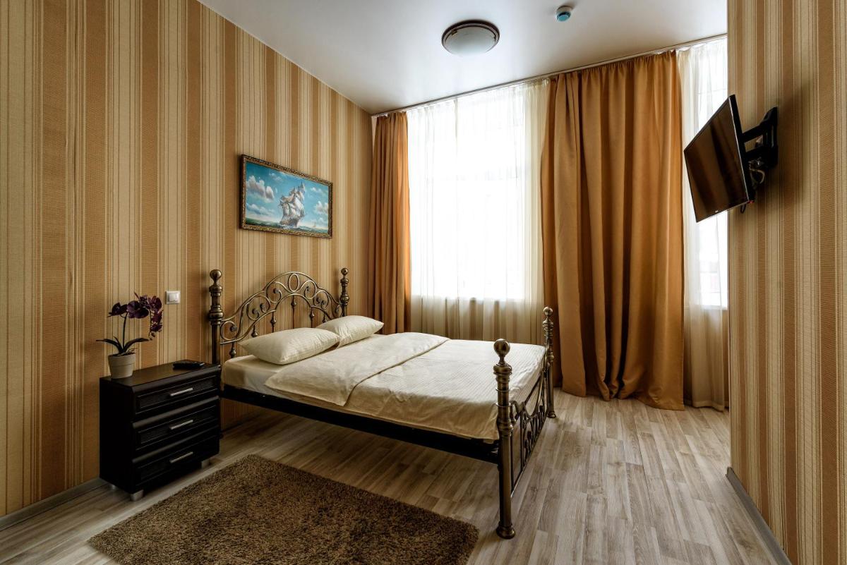 Hotel Azia - Housity