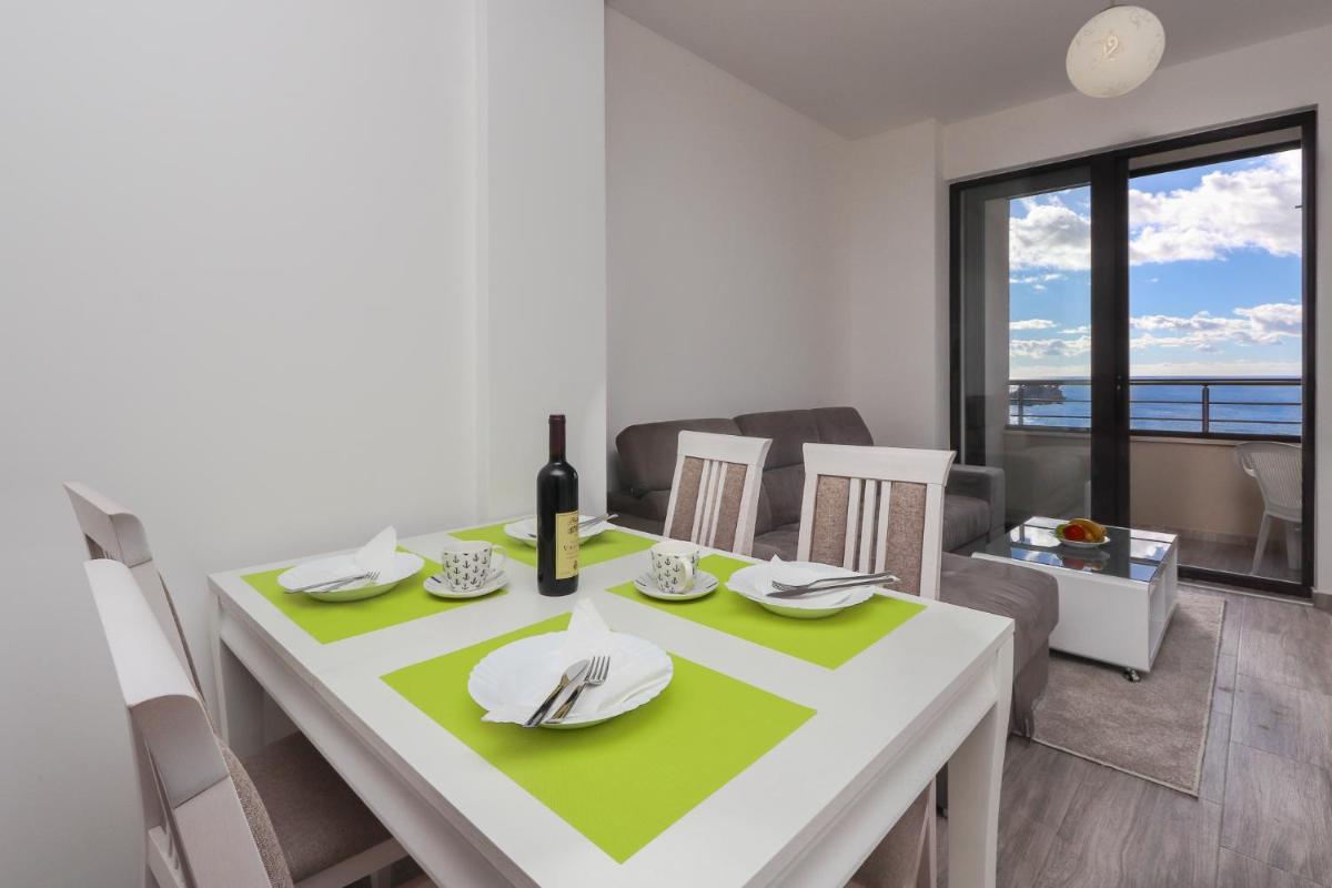 Apartment Sidro - Housity