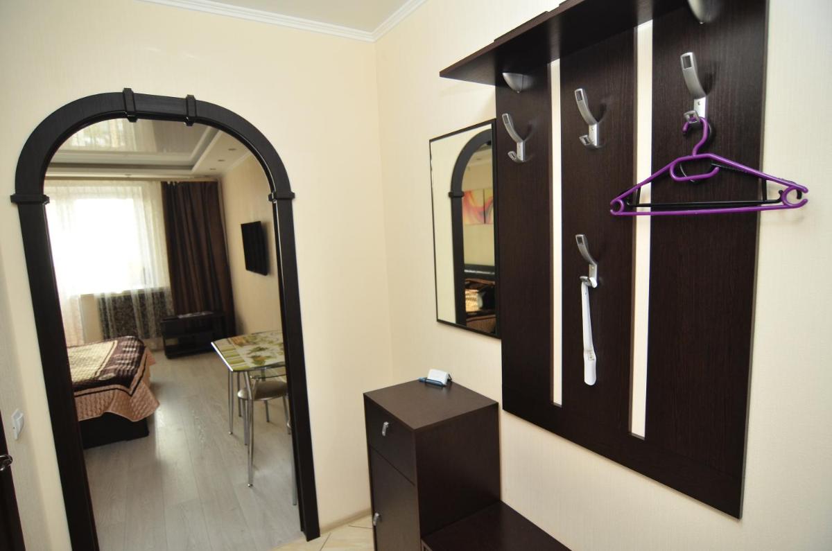 Apartments on Okruzhnoye - Housity