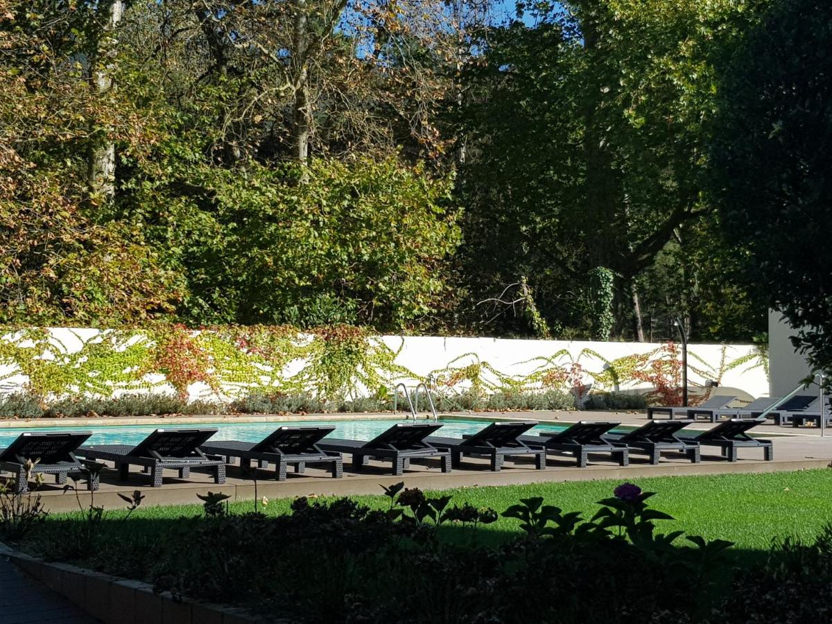 Jardín al aire libre en Hotel Balneario De Alceda