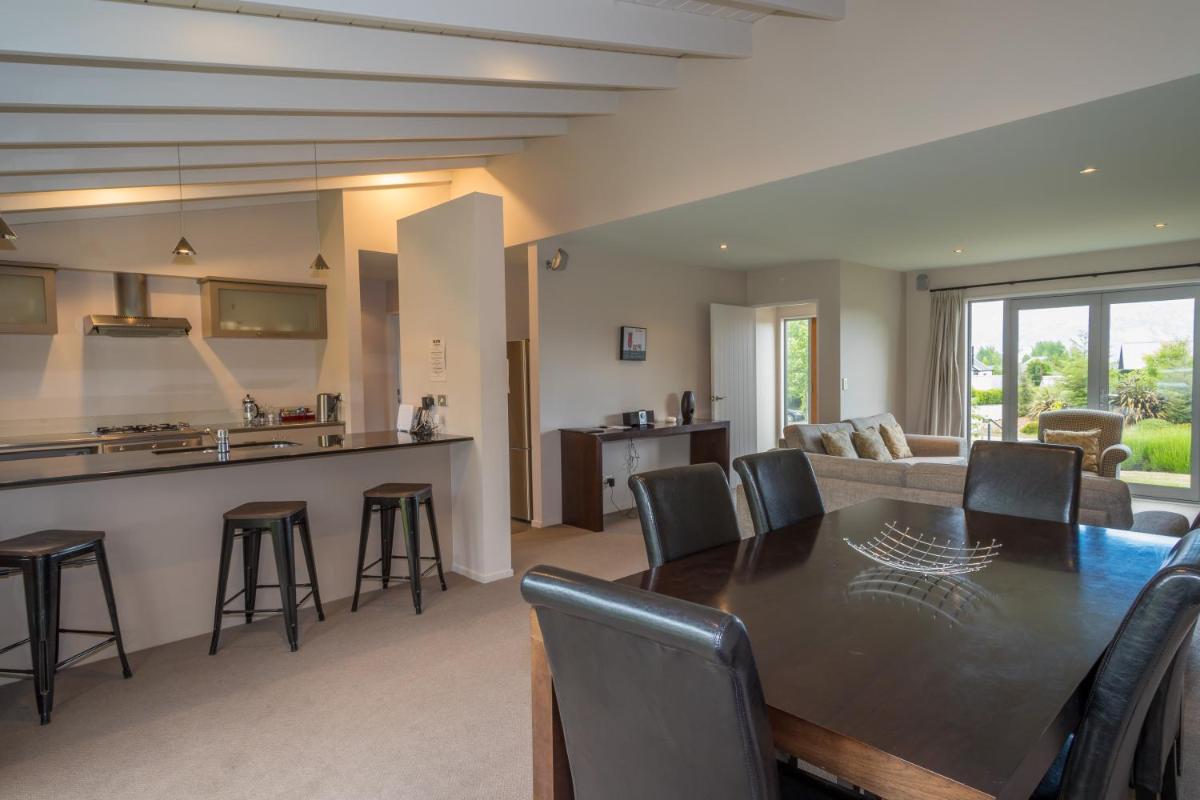 Arrowfield Apartments - Housity