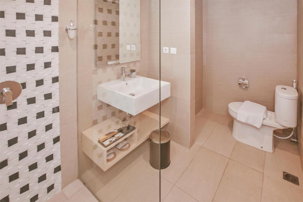 Suitetrails - The Azana Hotel Airport Semarang