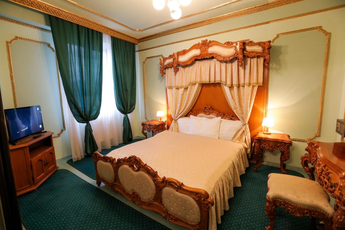 Hotel Kreta - Housity