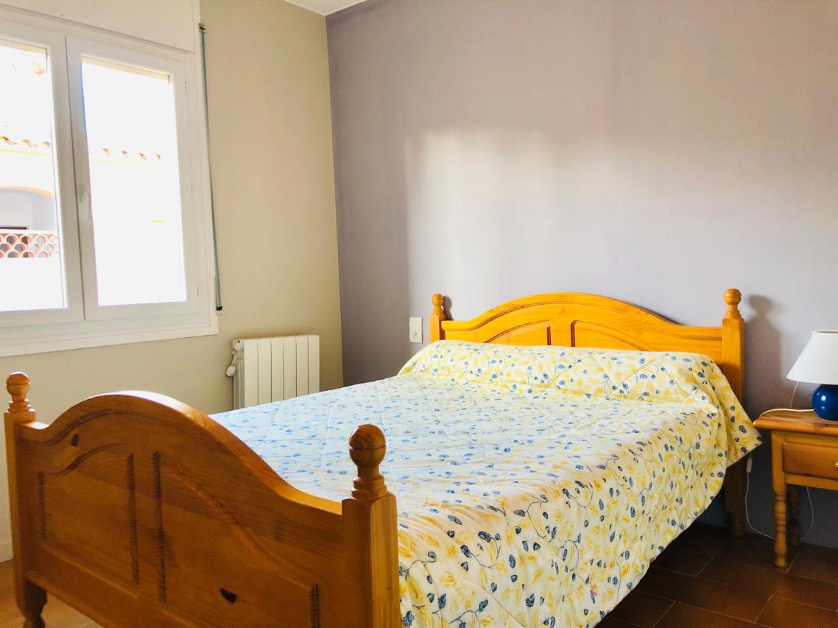 GRAN RESERVA - Apartamento en el centro de Empuriabrava - cerca de la playa - piscina comunitaria - Housity
