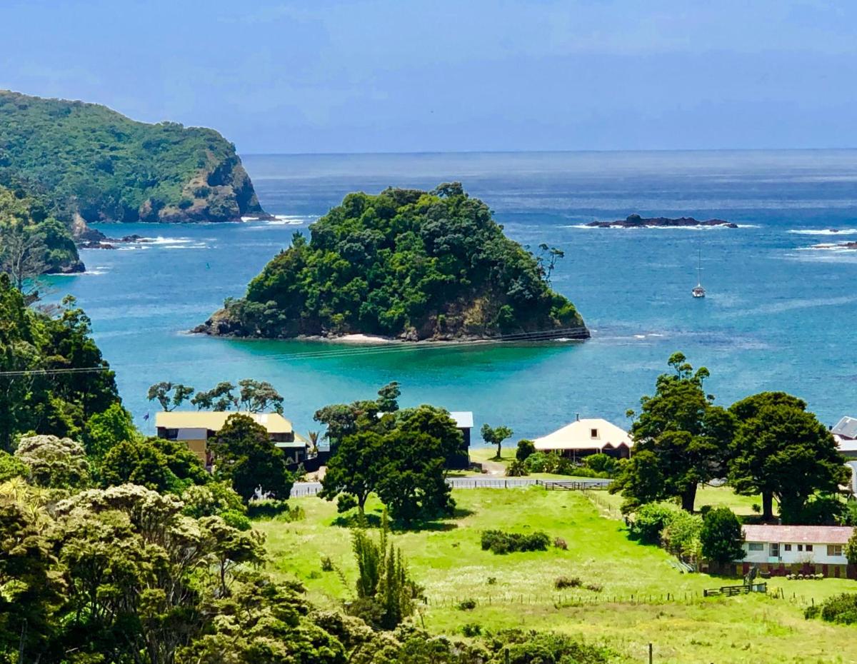 Absolute Beach front-Tutukaka Harbour - Housity
