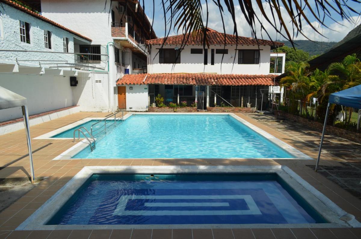 Hotel Campestre La Ribera del Fonce - Housity