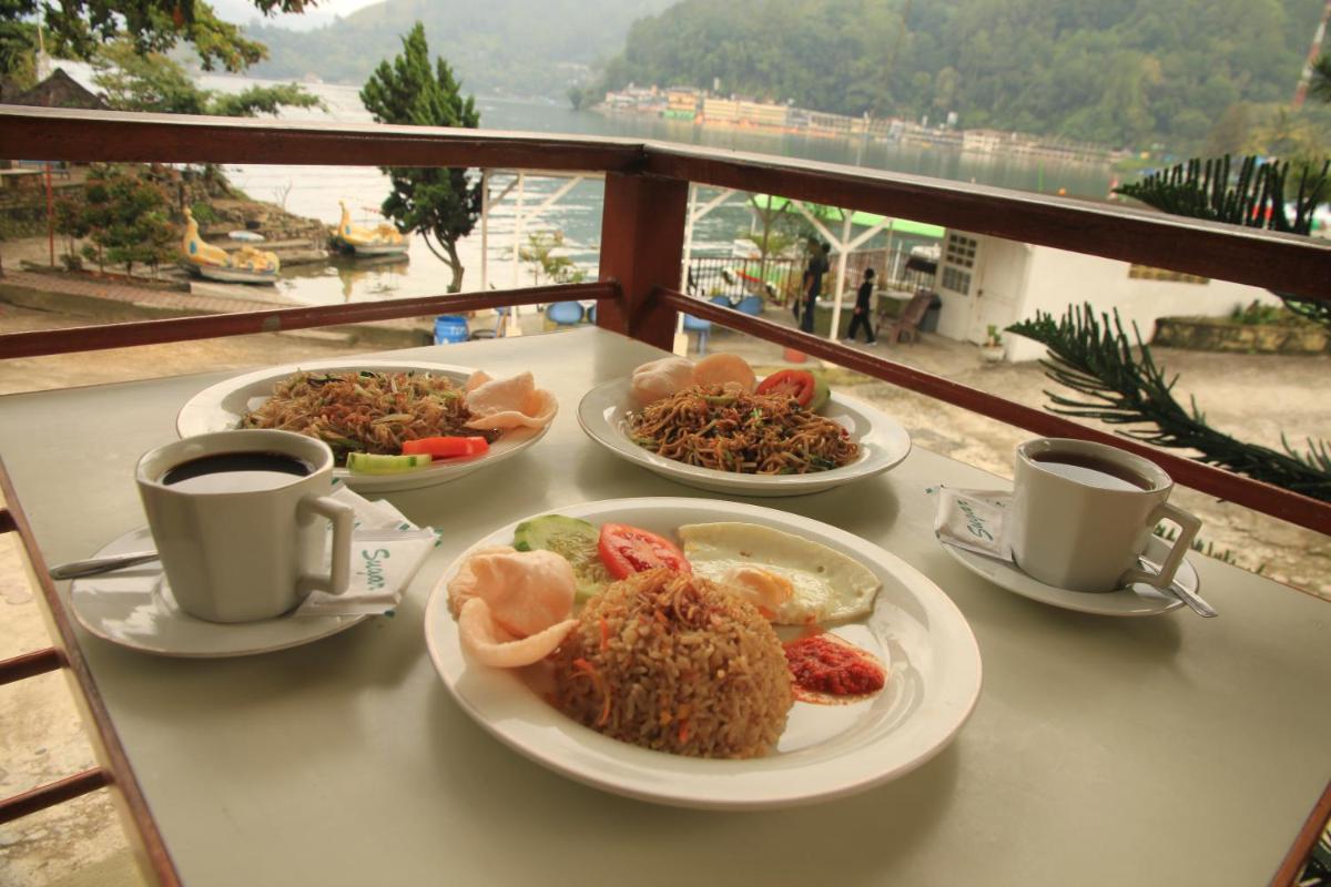 Pandu Lakeside Hotel Parapat - Hizvo