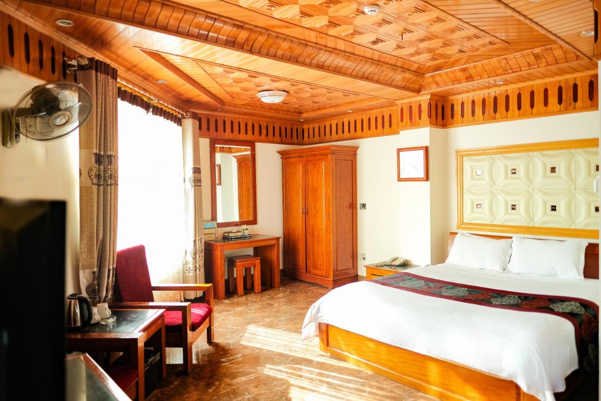 Khách sạn TRIỆU KÝ VOÒNG - Housity
