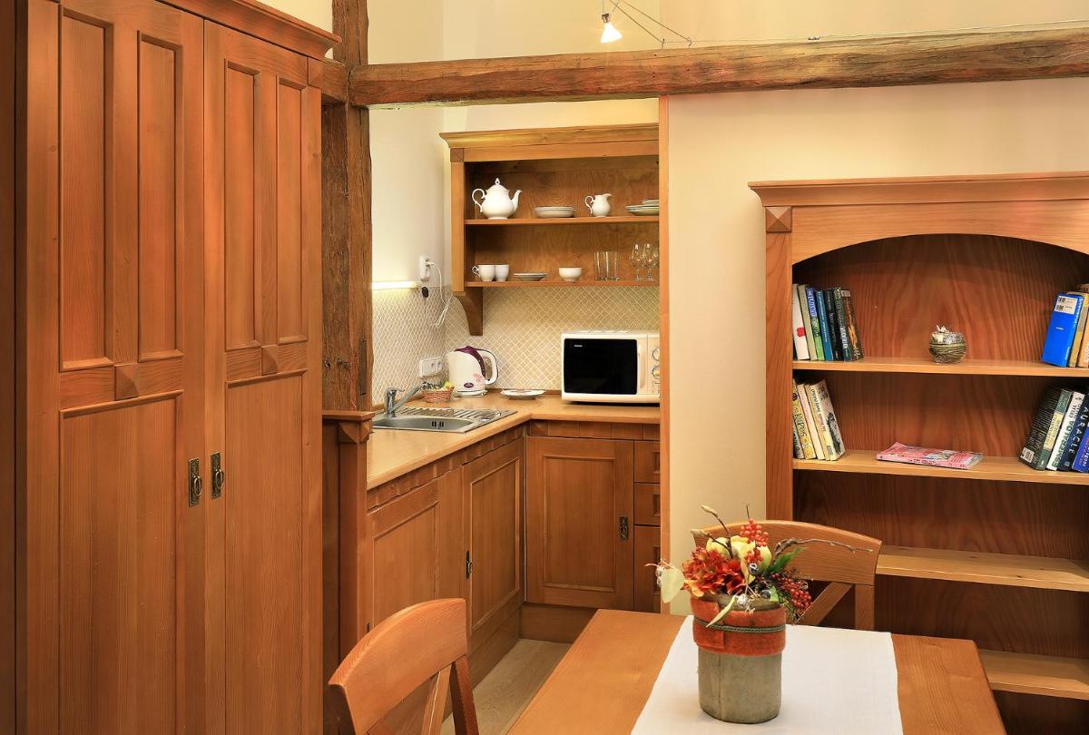 Castle View Apartments - Housity