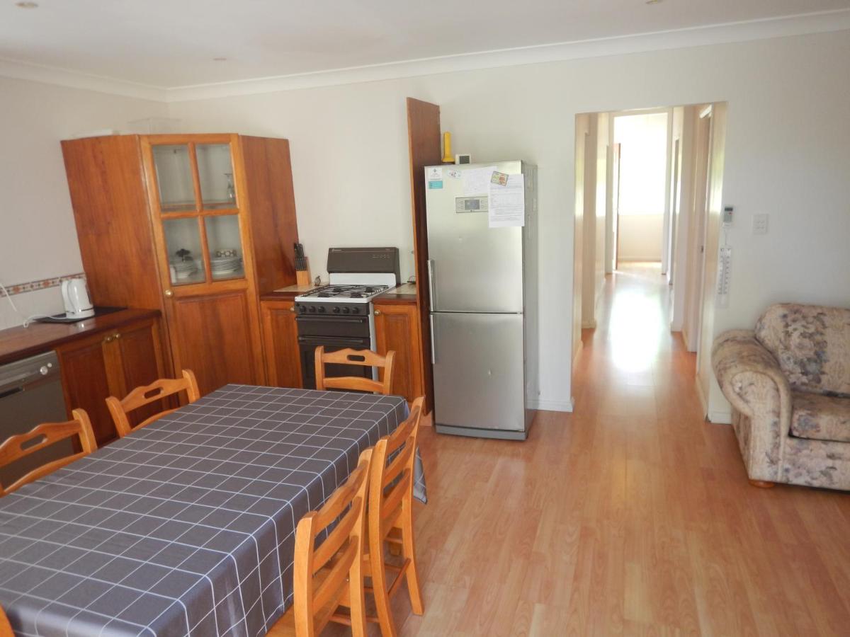 Pine Cottage - Housity