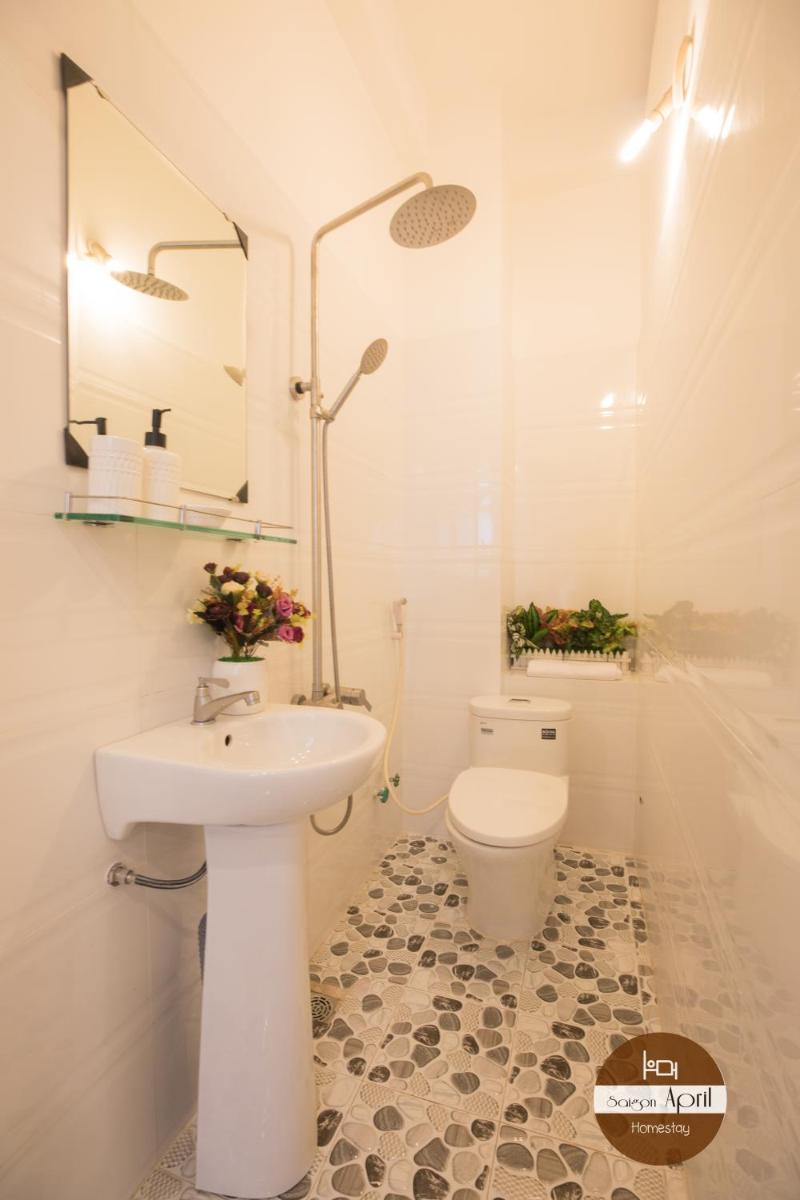 Suitetrails - Saigon April Homestay