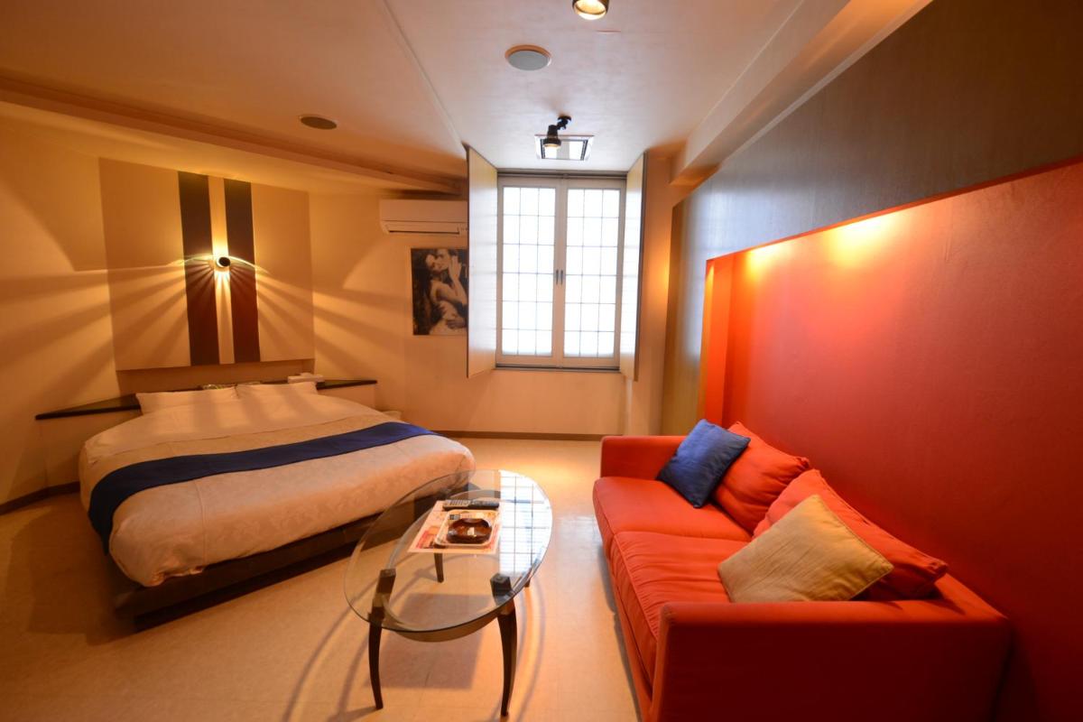 Hotel Tiffany (Adult Only) - Housity
