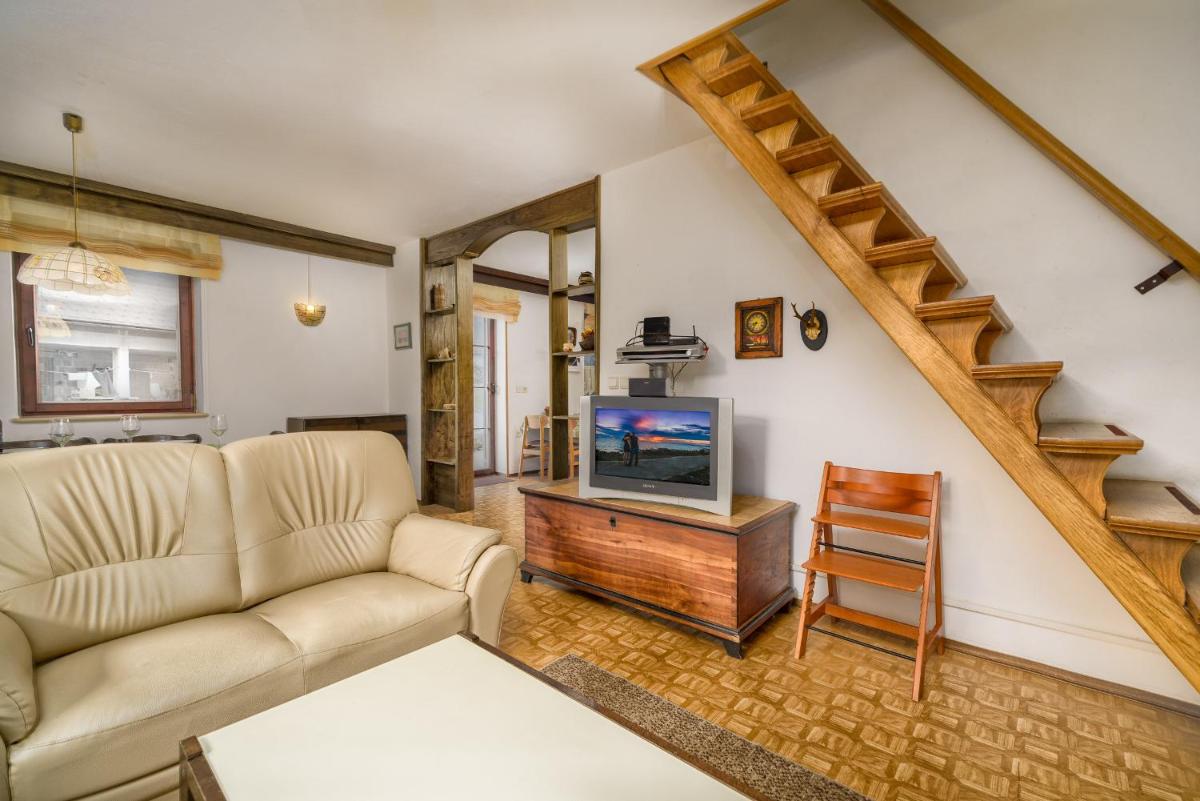 Holiday house Bavdež - Housity