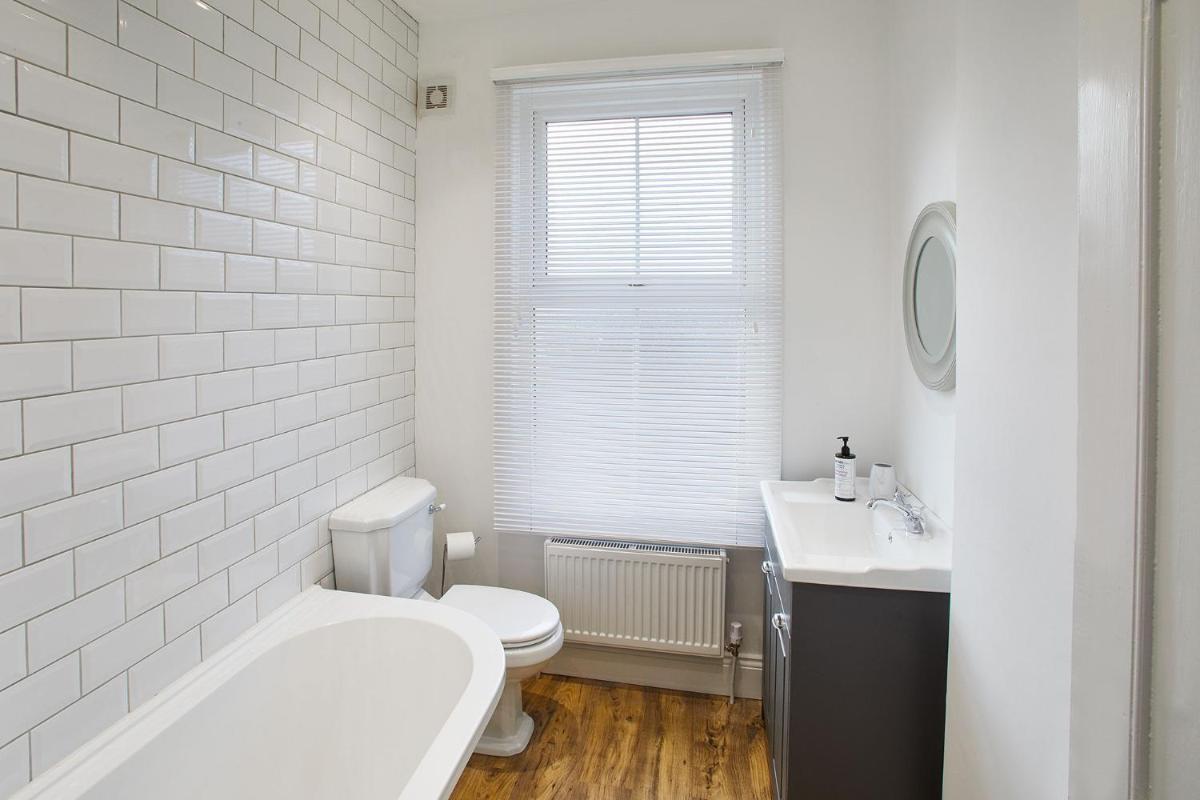Host & Stay - Windsor Cottage - Housity