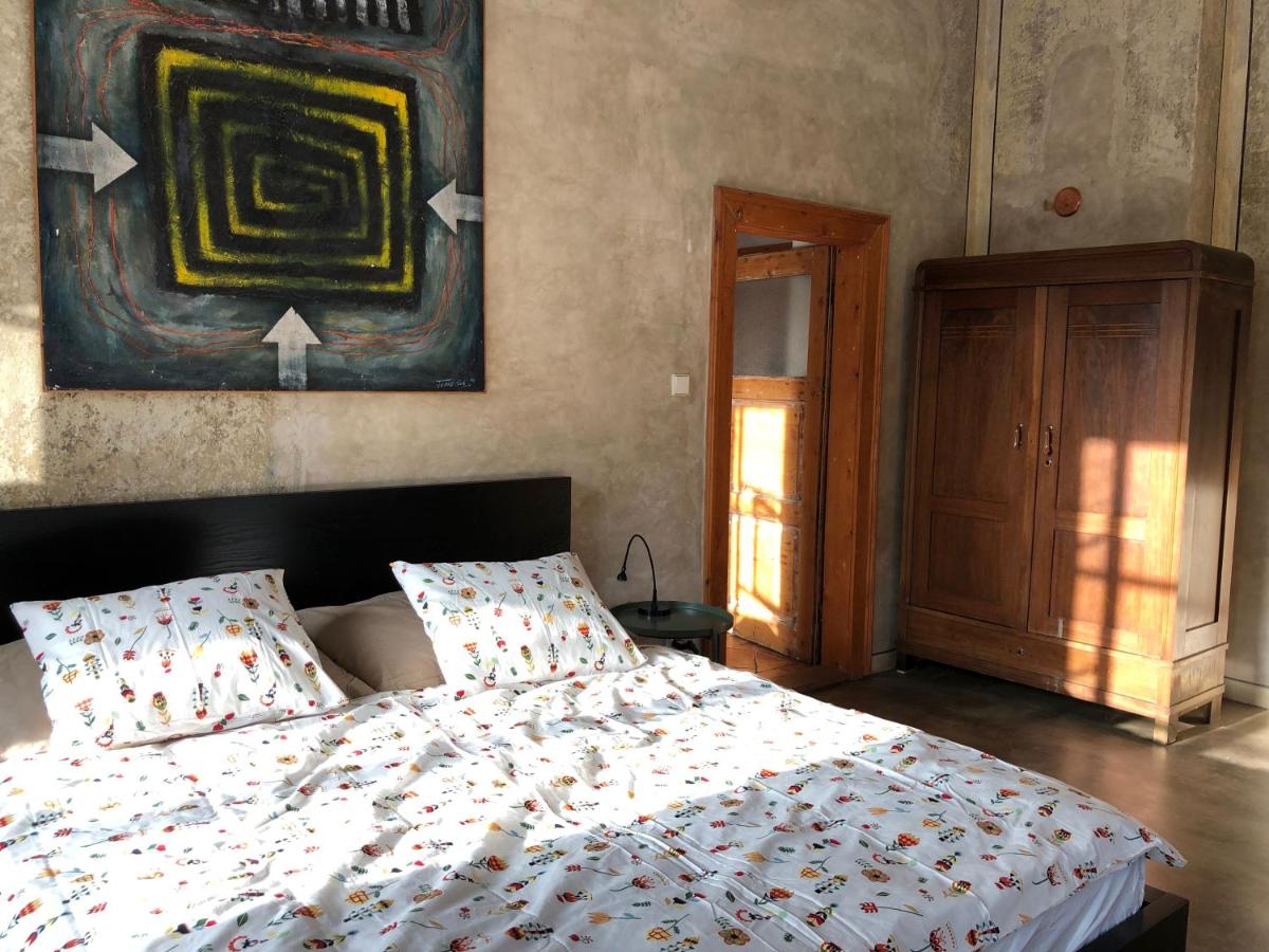 Apartmány 83 - Housity