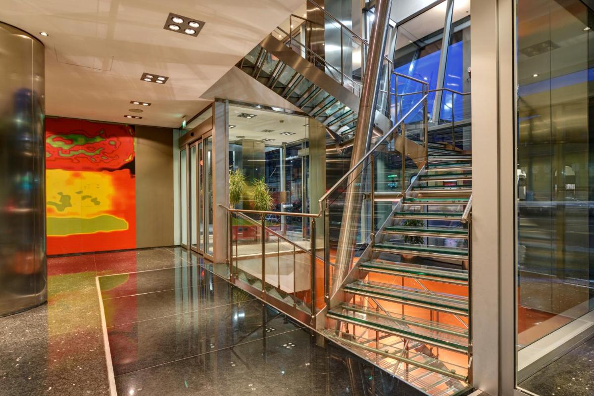 UNA HOTELS Bologna Centro - Housity