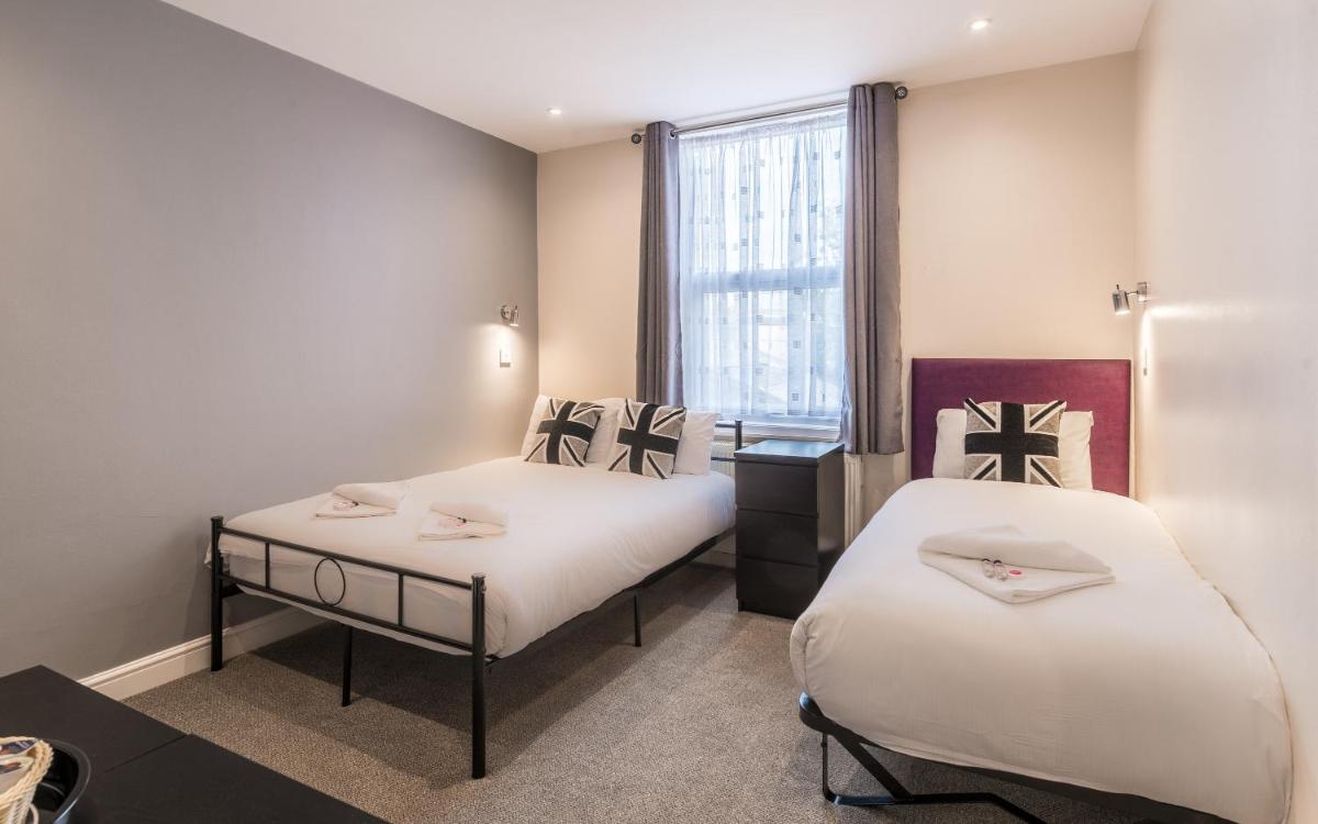 Royal London Hotel By Saba - Housity