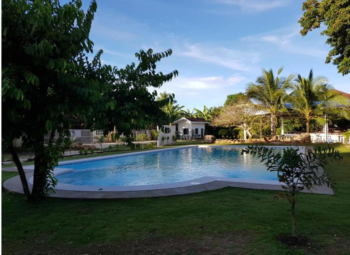 Suitetrails - Medellin Seaview Inn