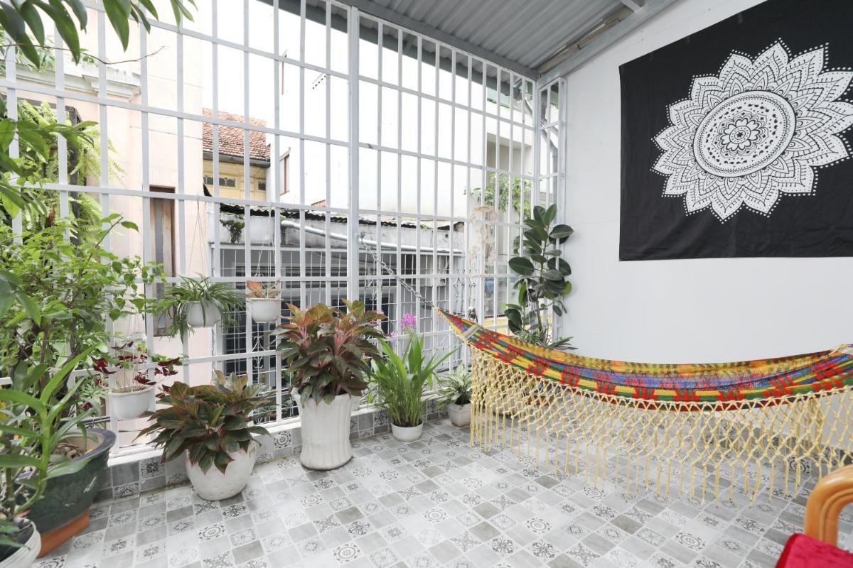 Suitetrails - Saigon April Homestay