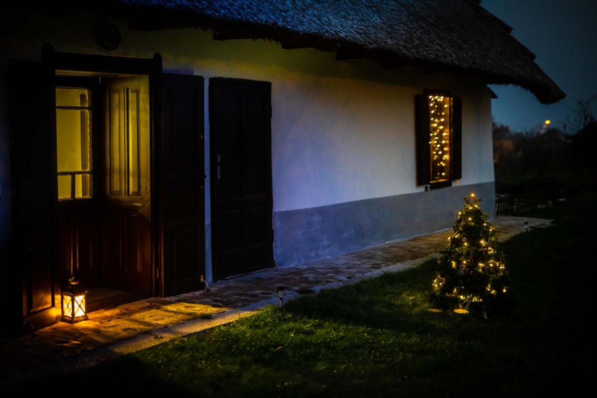 Suitetrails - Hét Fenyő Vendégház / Seven Pines Holiday House