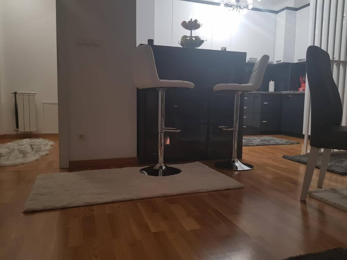 apartman nejra - Housity