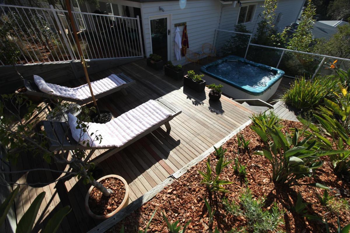 Sunny Side Up B&B Rye - Housity
