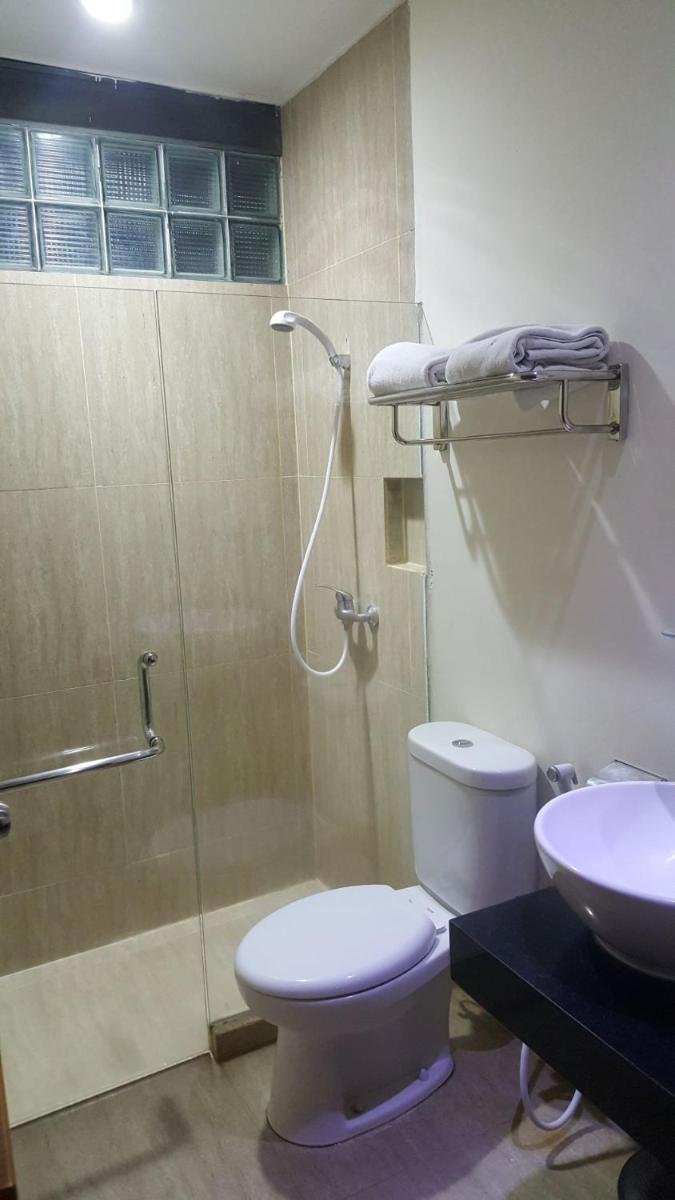 Plaza Hotel Semarang - Housity