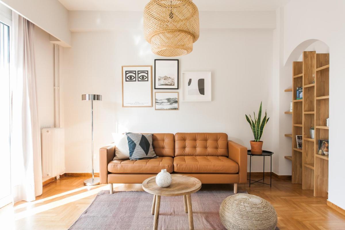 Suitetrails - Central Cozy Apartments in Plaka by UPSTREET