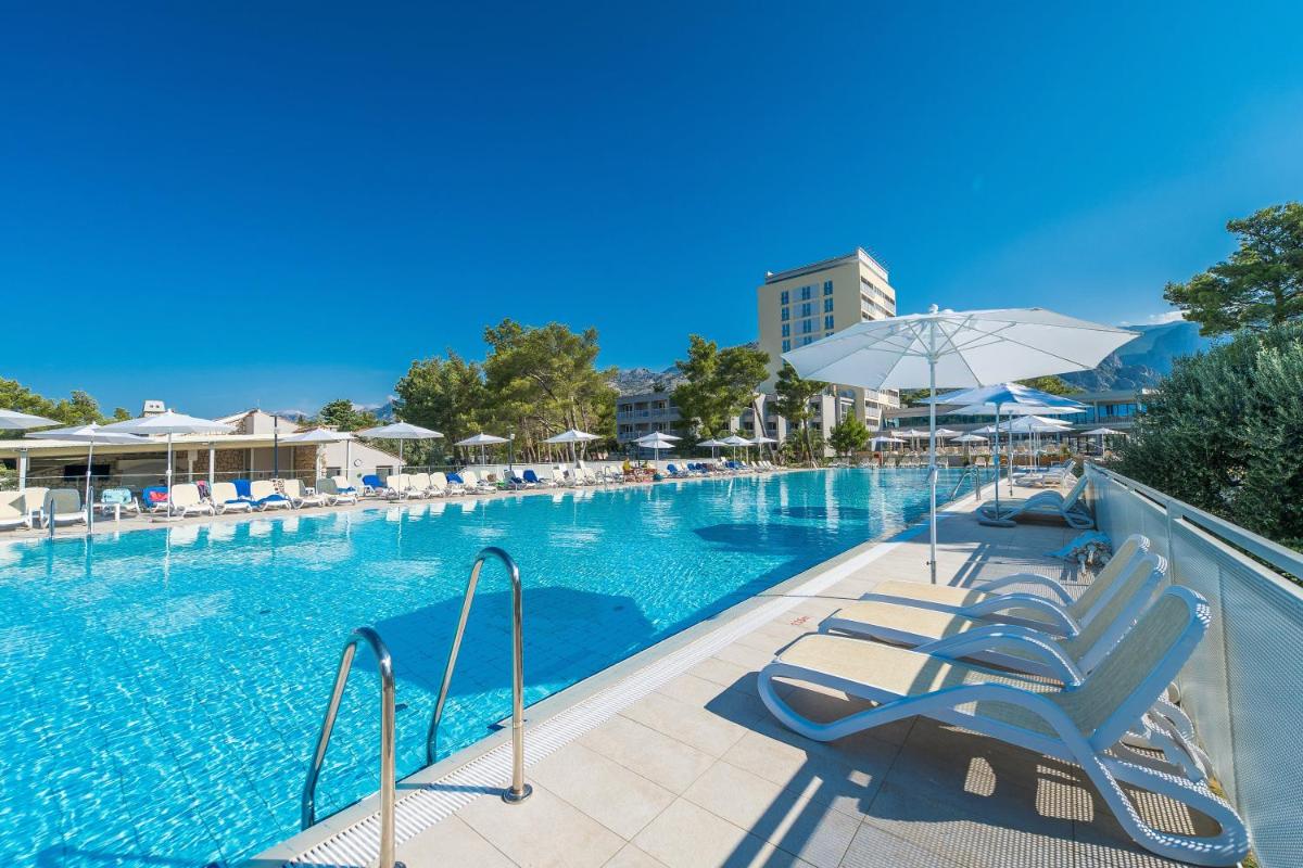 Bluesun Holiday Village Alan - Housity