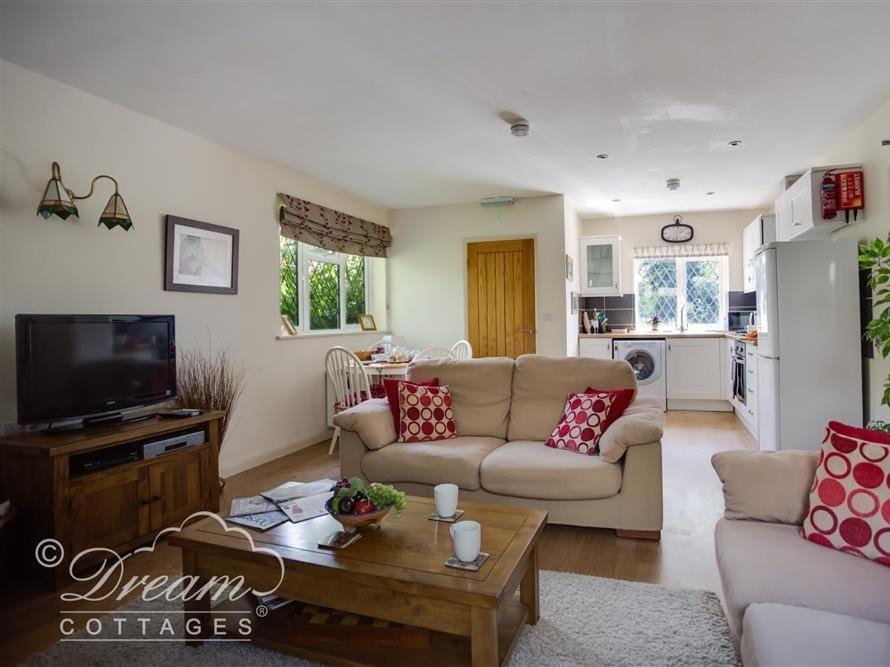 Toll Lodge - Housity